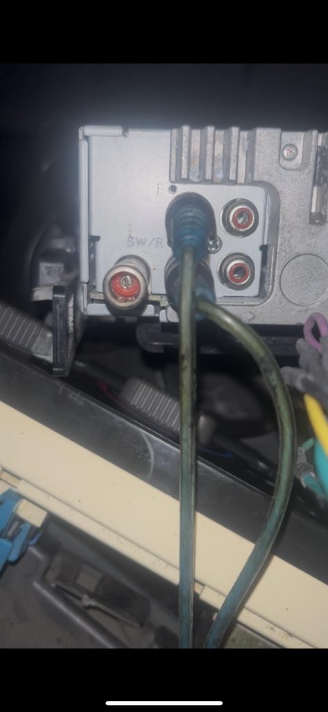 How to Check Car Stereo Rca Output