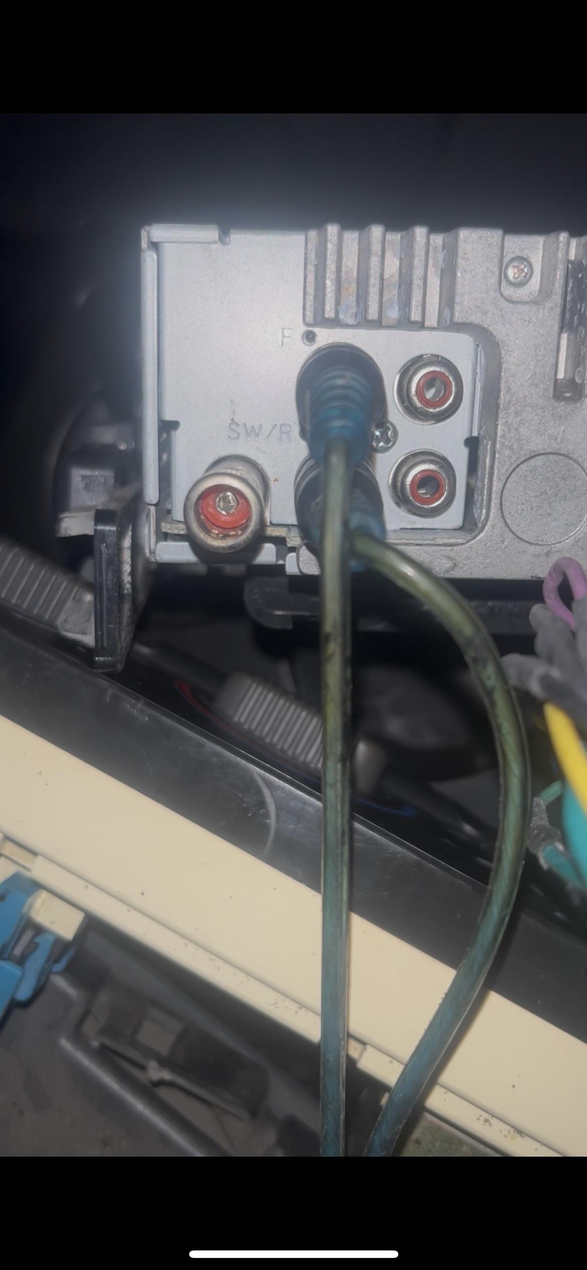 How to Check Car Stereo Rca Output: Easy Steps for Clear Sound