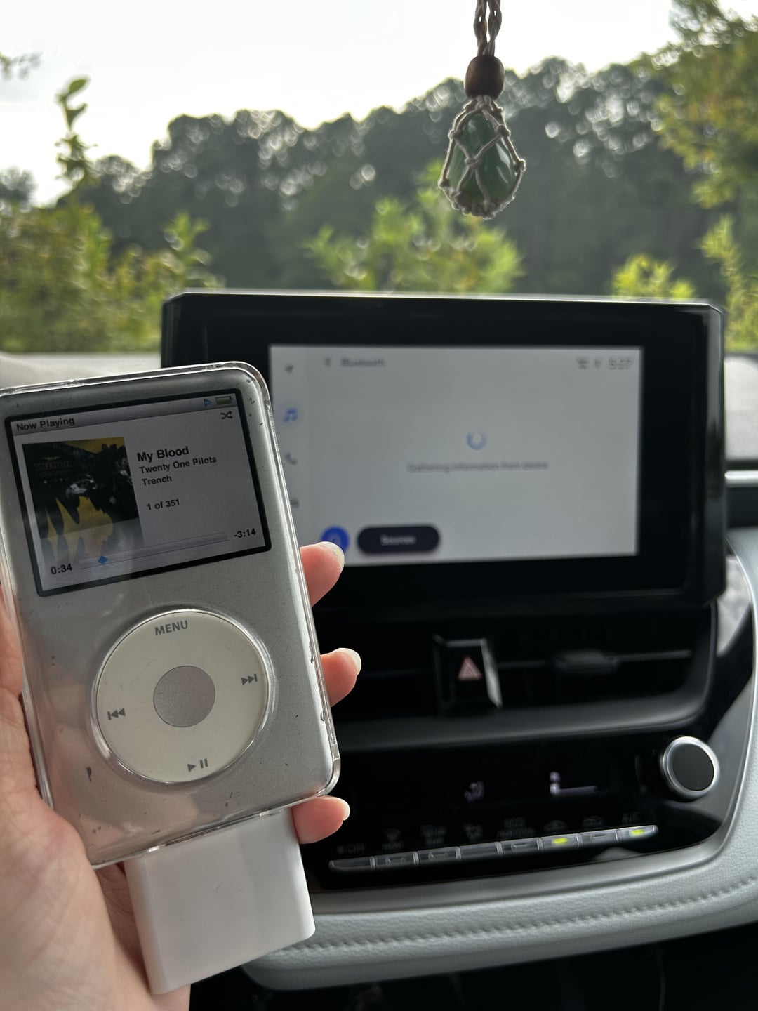 How to Connect Ipod Classic to Car Stereo