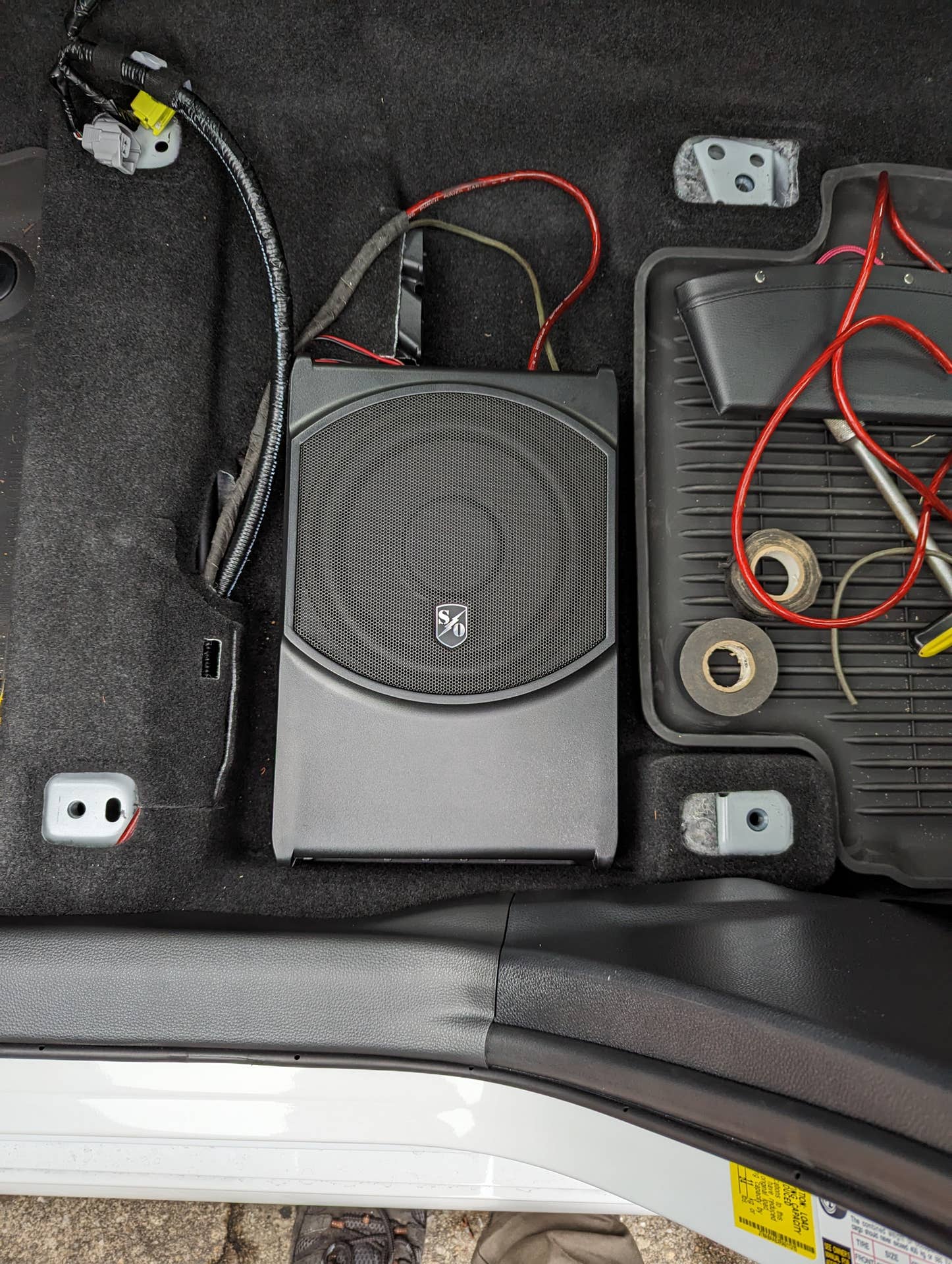 How to Connect Subwoofer to Car Speakers
