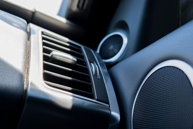 How Much Should It Cost to Install a Car Stereo: Expert Price Guide